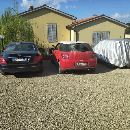 La Dolce Vita Studio With Free Private Parking Siena Buitenkant foto