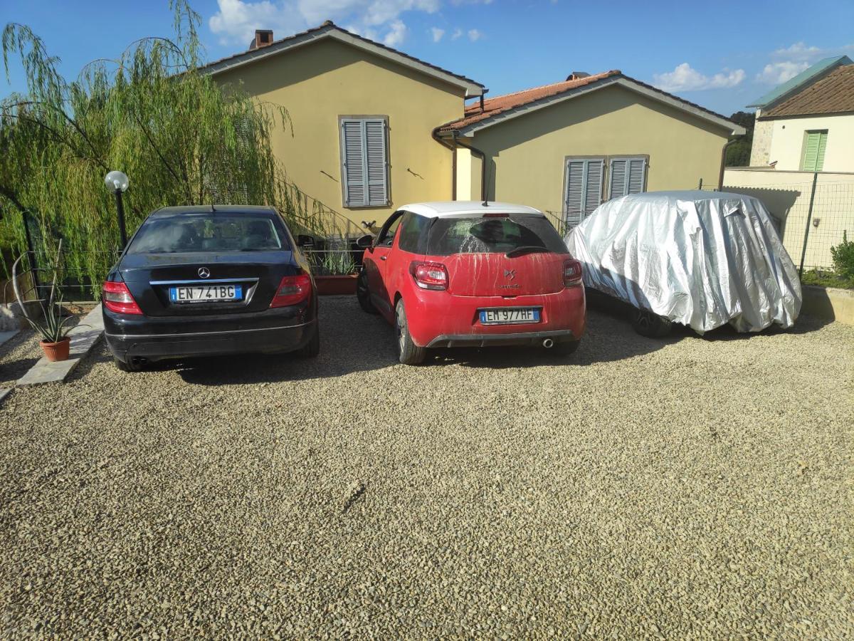 La Dolce Vita Studio With Free Private Parking Siena Buitenkant foto