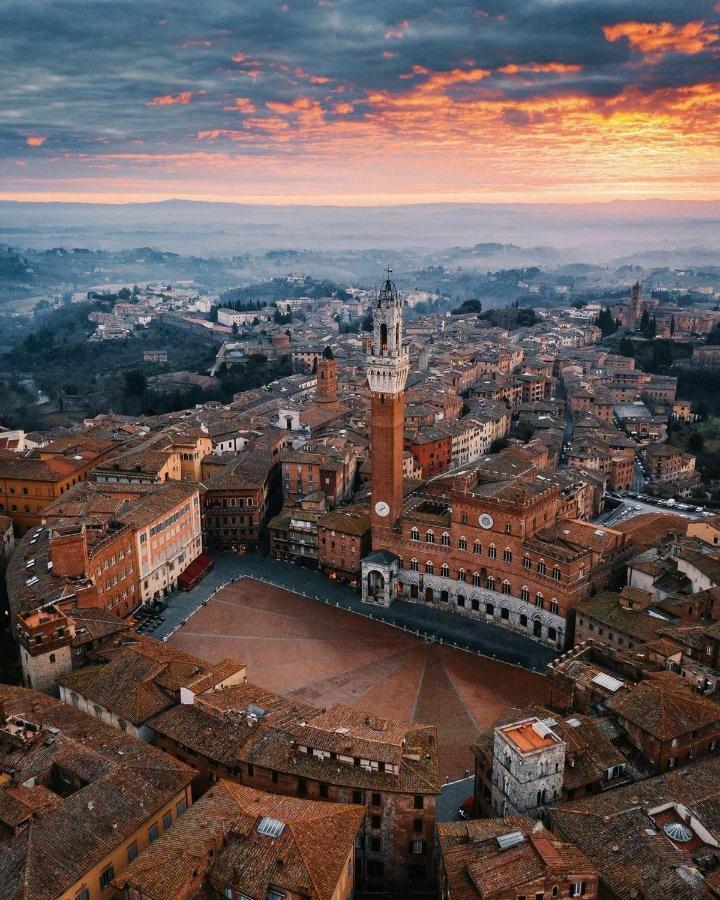 La Dolce Vita Studio With Free Private Parking Siena Buitenkant foto